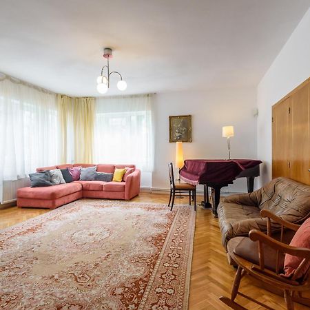 Апартаменти Casa Cu Cires Брашов Екстер'єр фото